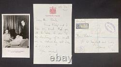ELIZABETH II Lettre autographe signée Naissance et baptême de Charles III
